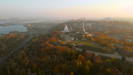 Imágenes-de-drones-vista-aérea-del-Monumento-a-la-Patria