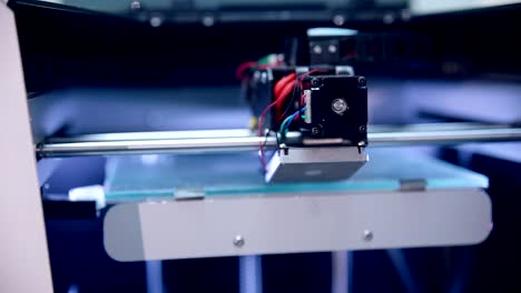 Printing-with-Plastic-on-3D-Printer