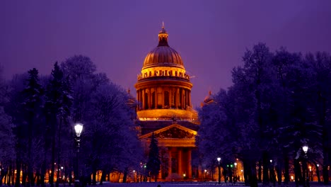 Vivid-night-colors-rendering-of-Isaakievskiy-Sobor-at-winter-night,-time-lapse