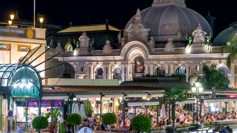 Ansicht-der-Place-du-Casino.-Cafe-in-der-Nähe-von-Casino-Nacht-Zeitraffer-in-Monte-Carlo