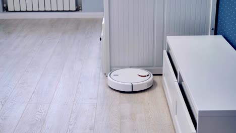 A-round-robotic-vacuum-cannot-fit-into-a-narrow-corner.