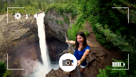 Frau-macht-Selfies-auf-einer-Digitalkamera