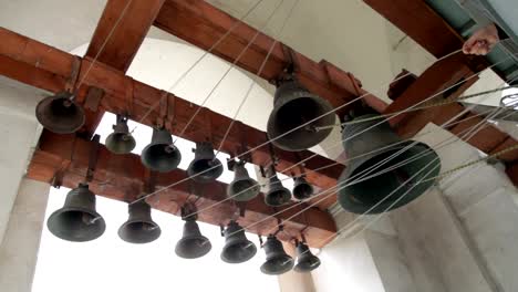 Ringing--bells-on-the-church