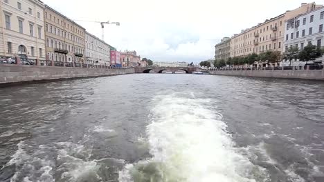 Touristische-Reise-in-Stadt-St.-Petersburg-Russland