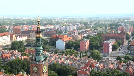 Stunning-view-from-the-top-on-central-Gdansk-and-Main-City-Hall,-architecture