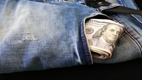 $-100-dollars-in-jeans-and-pocket,