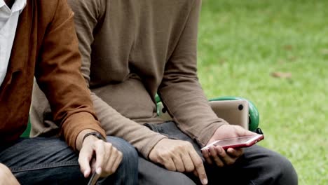 group-of-hand-with-smartphone.