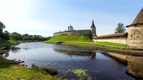 Panoramic-view-on-Ploskaya-tower-in-Pskov