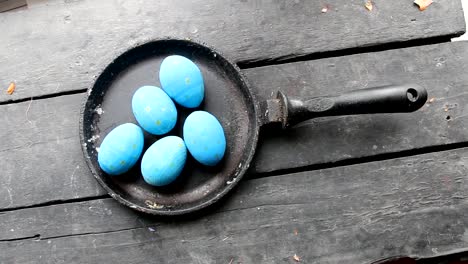 Easter-eggs-in-a-frying-pan