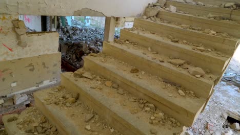 Closer-look-of-the-rubbles-and-stones-on-the-stairs