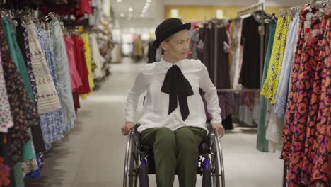 Disabled-Woman-in-Wheelchair-Shopping