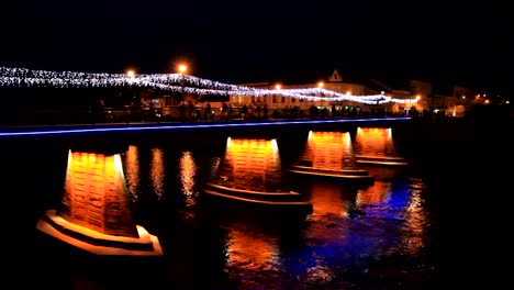 Puente-en-la-noche-en-Uzhgorod