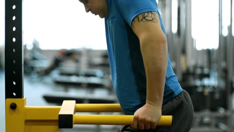 Disabled-Man-Doing-Dips-Exercise