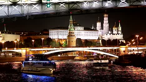 View-of-the-Kremlin-and-Moskva-River,-Moscow,-Russia--the-most-popular-view-of-Moscow