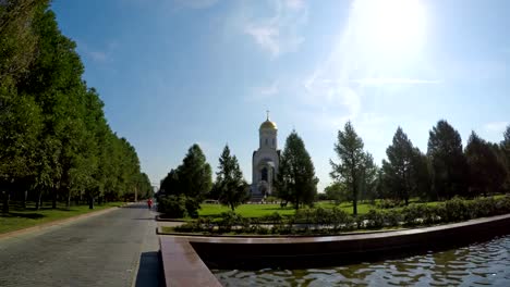 Toma-panorámica-de-monumento-de-la-victoria.-Parque-de-la-victoria-en-el-Poklonnaya-Gora-(colina-de-Poklonnay)