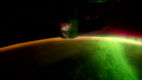 Australian-Southern-Lights-seen-from-space---ISS