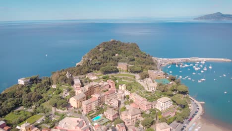 Aerial-shot.-Town-in-Italian-Liguria.-Sestri-Levante,-resort-town-with-a-beautiful-bay,-and-cozy-houses