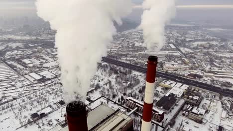 Planta-de-energía-de-carbón-emite-dióxido-de-carbono-contaminación-de-chimeneas