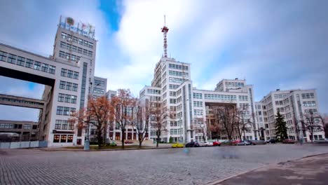 Zustand-Industriegebäude-der-Industriepalast-oder-"Gosprom"-Timelapse-hyperlapse