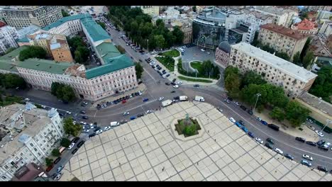 Sofia-square-Monument-Bogdan-Khmelnitsky-and-hotel-Hayatt-cityscape-sights-of-Kyiv-in-Ukraine