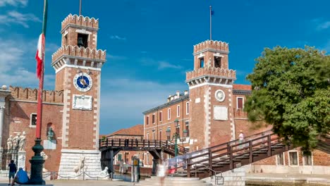 Eintritt-in-die-Arsenale-Timelapse,-Venedig,-Veneto,-Itlay