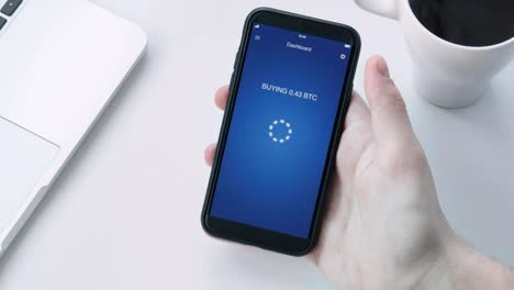 Kauf-von-Bitcoin-mit-Smartphone-app