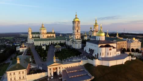 Aerial-view-of-Holy-Dormition-Pochayiv-Lavra,-an-Orthodox-monastery-in-Ternopil-Oblast-of-Ukraine.-Eastern-Europe