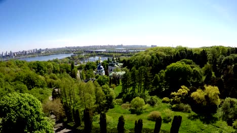 Aerial-view-the M.-M.-Hryshko-National-Botanical-Garden