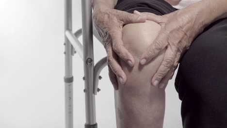 Knee-Pain,-Functional-Impairment-in-Elderly