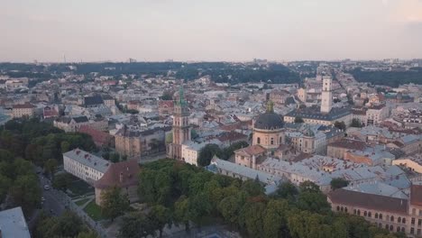 Aerial-City-Lviv,-Ukraine.-European-City.-Popular-areas-of-the-city.-Town-Hall