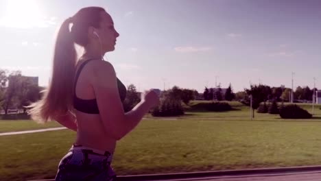 woman-running-in-a-city-park