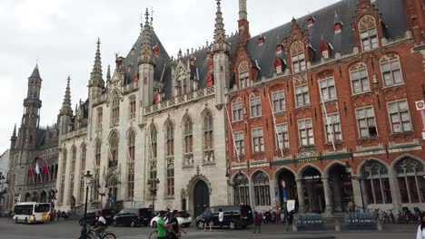 View-of-the-Gruuthuse-Palace.-The-area-is-farther-by-the-palace.-Tourists-walk.