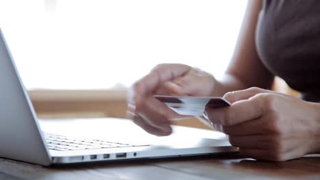 Paying-with-a-credit-card-online,-shopping