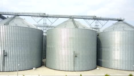 Grain-elevator-in-agricultural-zone