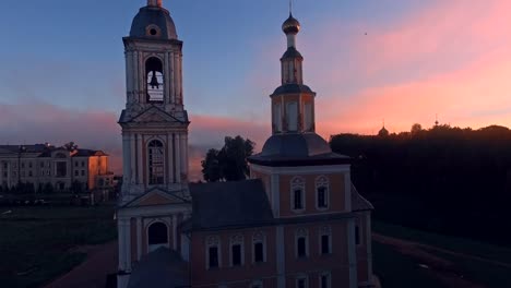 Sunrise-view-of-Uglich-at-Volga-river,-Russia