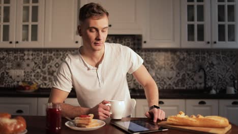 Desayuno-en-la-mañana