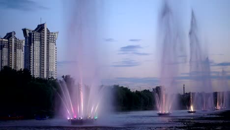 4K-view-of-Rusan's-fountains-in-the-evening.