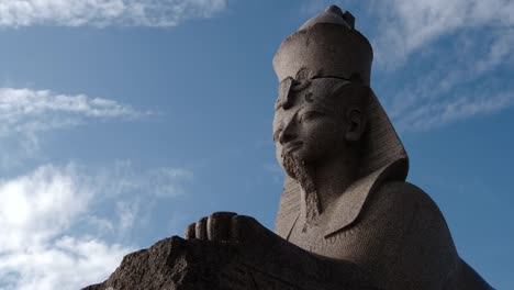 TIME-LAPSE:-Egyptian-stone-sphinx---St.-Petersburg,-Russia