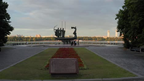 Monument-to-the-founders-of-Kyiv.-Kyi,-Schek,-Horev-and-their-sister-Lybid.