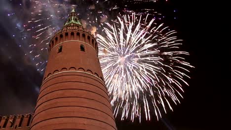 Fireworks-over-the-Moscow-Kremlin,-Russia