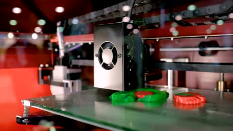 Automatic-three-dimensional-3D-printer-machine-printing-plastic-model