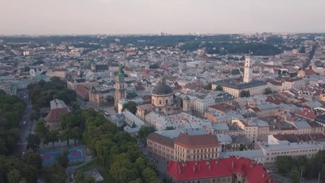 Aerial-City-Lviv,-Ukraine.-European-City.-Popular-areas-of-the-city.-Town-Hall