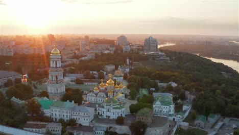 Kiev-Pechersk-Lavra-at-sunset,-Kiev,-Ukraine