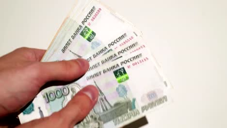 Person-counting-russian-money