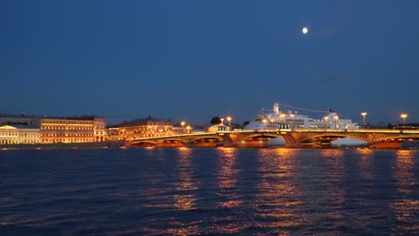 El-puente-de-la-Anunciación-y-del-crucero.-Noche