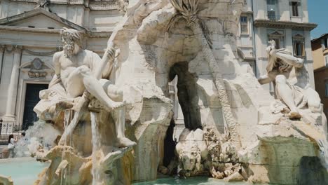 Vier-Flüsse-Brunnen-auf-der-Piazza-Navona-in-Rom-Italien