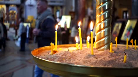 burning-candles-in-the-Church-temple