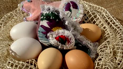 Eggs-in-a-basket-against-a-sacking.