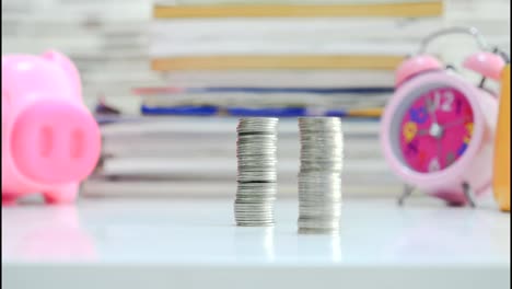 Timelapse-of-coins-stacked-layers