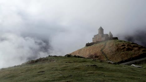 Gergeti-christian-church